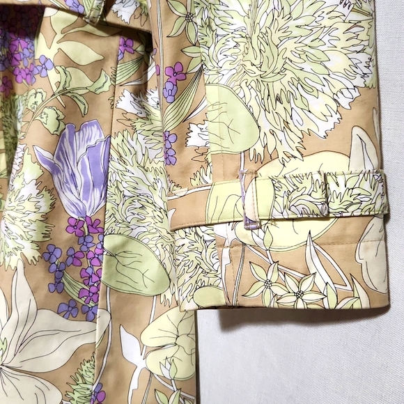 Mossimo Women's Floral Mid Length Full Zip Jacket  Large EUC!! - Picture 6 of 10